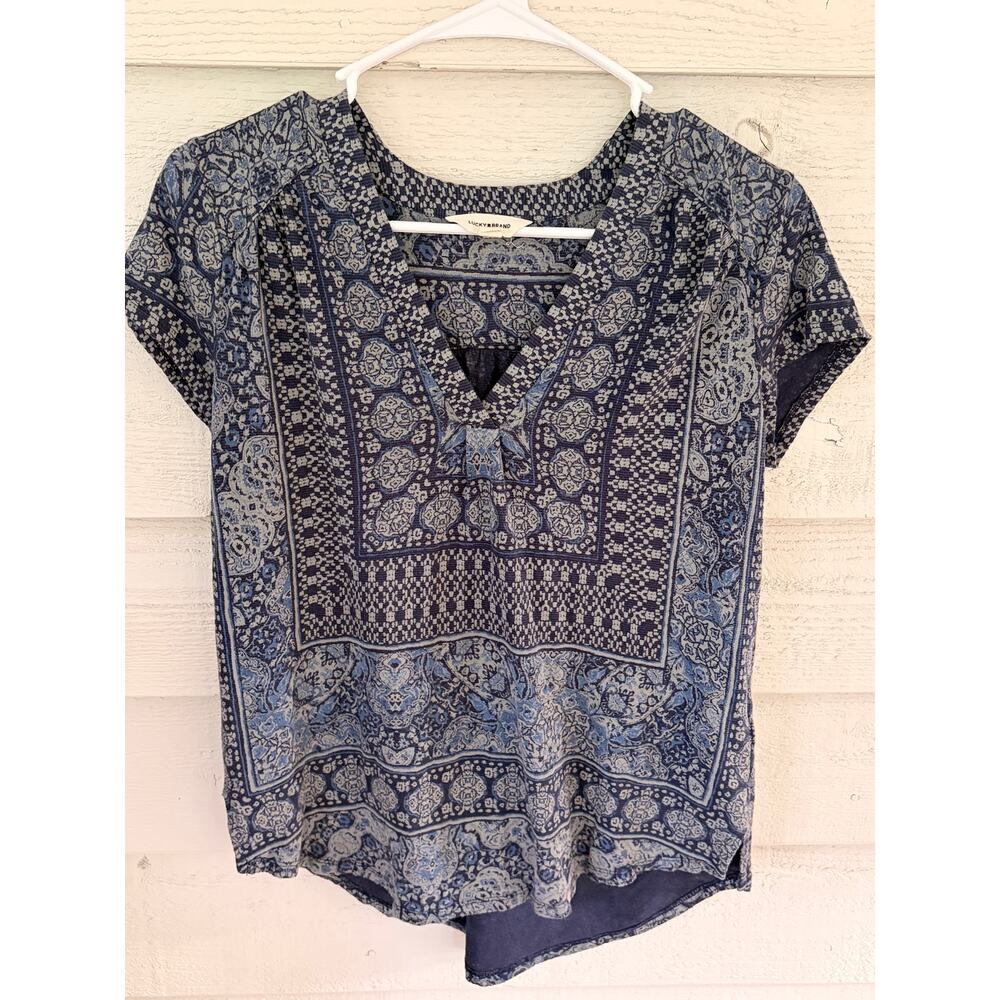 Lucky Brand Blue Boho Print Split Neck Short Sleeve Top Size Small - Picture 2 of 9